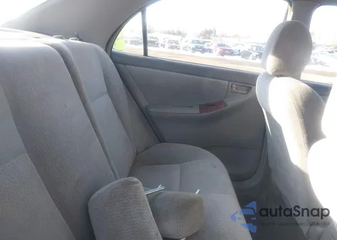 2004 Toyota Corolla Le z USA, uszkodzony, nr VIN 2T1BR32E84C181854